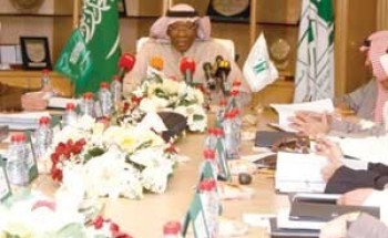 اتحاد القدم يحصر رؤساء اللجان على أعضائه