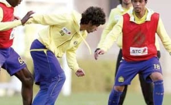 كارينيو يطلب “ودية” قبل الرائد