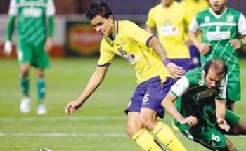 النصر يصحح أخطاء العربي بـ”الثلاثة”