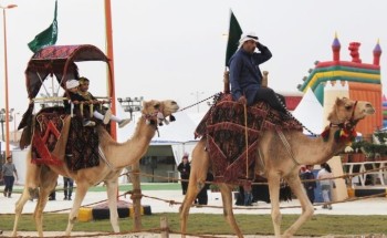 في افتتاح مهرجان «ربيع النعيرية» … فعاليات تراثية وحرف يدوية  تجذب الزوار