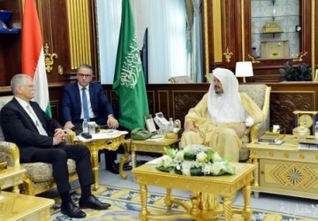 رئيس مجلس الشورى يعقد جلسة مباحثات رسمية مع رئيس الجمعية الوطنية المجرية