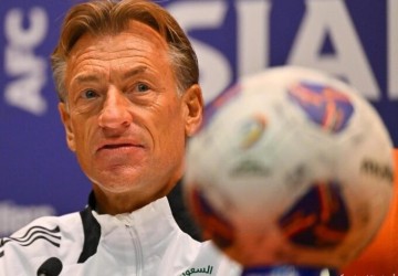 المدير الفني للمنتخب السعودي يؤكد جاهزية المنتخب لمواجهة إندونيسيا غدًا