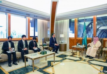 أمير الشرقية يستقبل سفير مملكة تايلاند لدى المملكة