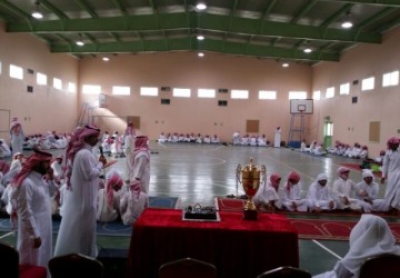 ثانوية النهضة تكافيء أبطال دوري «أبعاد الخفجي» بـ(500) ريال لكل طالب