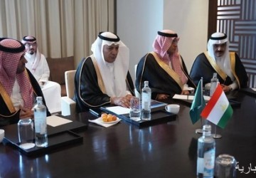 وفد اتحاد الغرف السعودية يلتقي نواب وزراء الصناعة والطاقة والزراعة بطاجيكستان