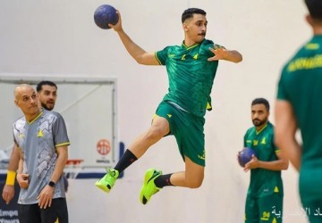 الخليج يواجه شباب الأهلي بحثًا عن التتويج الثاني في سوبر اليد السعودي الإماراتي