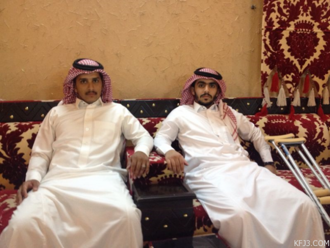 الشيخ خلف بن هذال العتيبي يحتفي بسلامة عثمان وعبدالرحمن صحيفة أبعاد الإخبارية