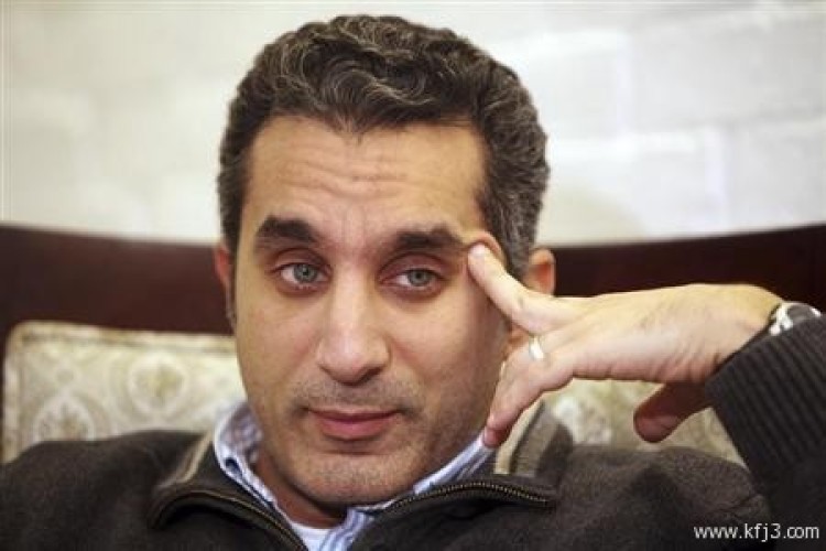 إخلاء سبيل إعلامي مصري ساخر بكفالة بعد التحقيق معه بتهمة إهانة مرسي