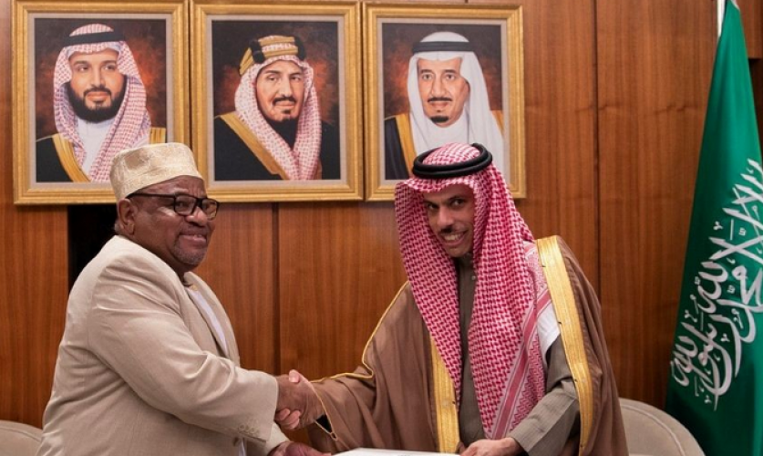 فيصل بن فرحان يستقبل وزير خارجية القمر المتحدة صحيفة أبعاد الإخبارية