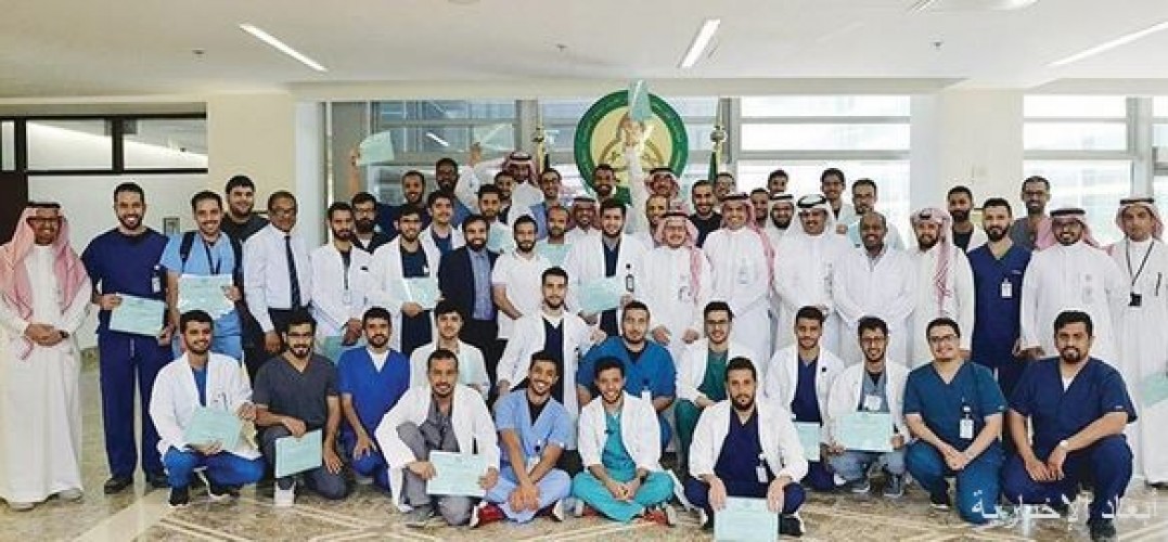 الشورى يطالب بإصلاح بنية المستشفيات ومد عقود الأطباء في التدريب صحيفة أبعاد الإخبارية