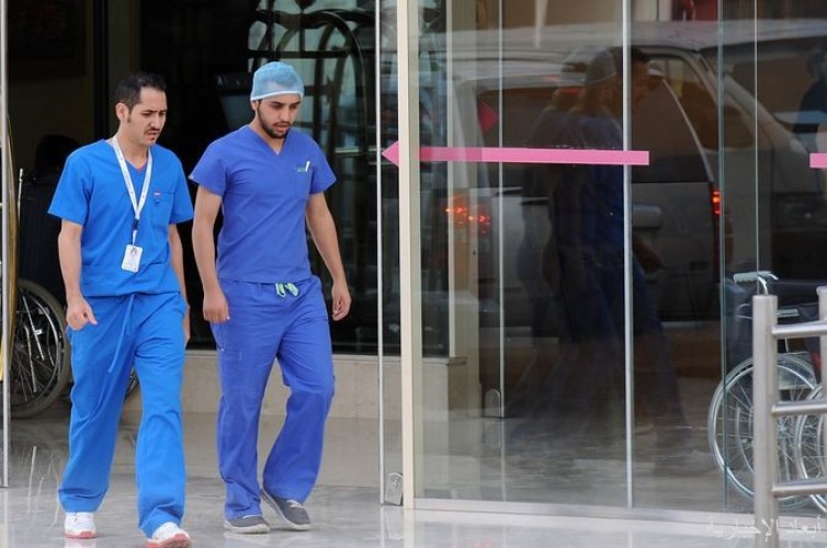 التخصصات الصحية منح تسجيل مؤقت لجميع الممارسين الصحيين صحيفة أبعاد الإخبارية