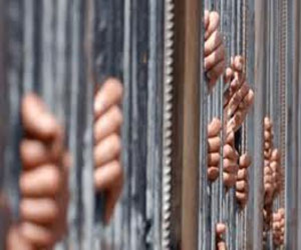 زيارة معتقلي العراق خلال أسبوعين