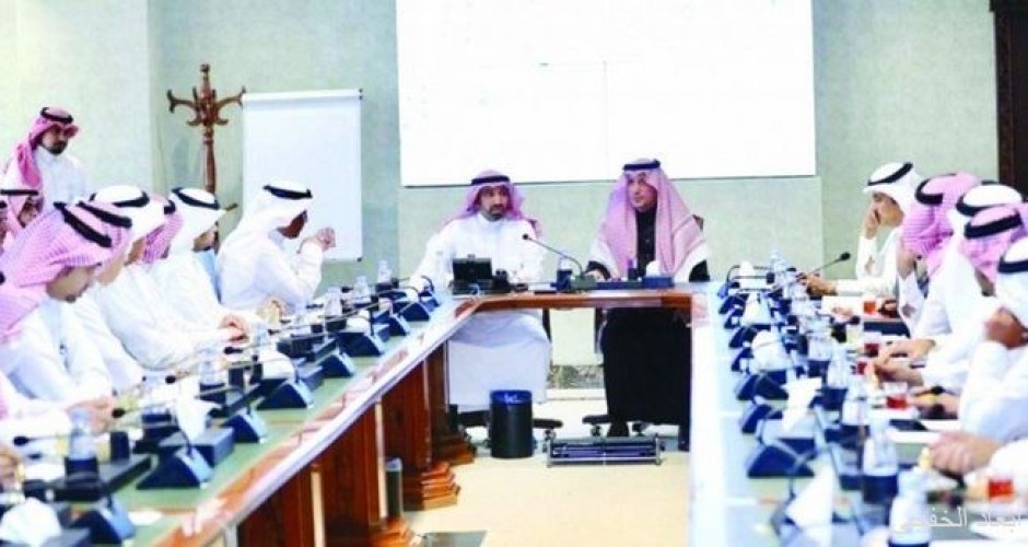 وزير العمل يلتقي رؤساء الغرف التجارية الصناعية في المملكة صحيفة أبعاد