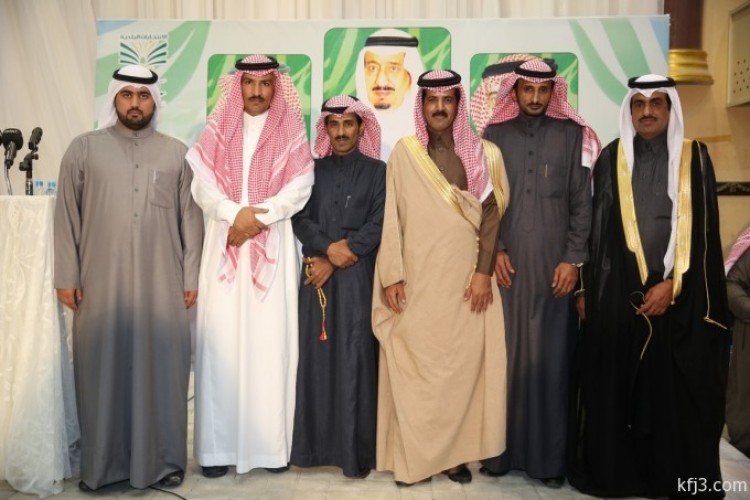 بالصور قبيلة الظفير بالخفجي تحتفل بفوز 6 أعضاء في المجالس البلدية صحيفة أبعاد الإخبارية