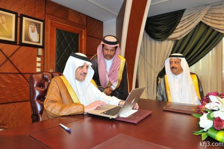 الأمير سعود بن نايف يدشن من مكتبه مهرجان كلنا الخفجي الثالث