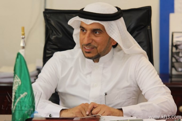 فريق عمل ضاحية الدمام للوقوف على مشكلة الصرف الصحي