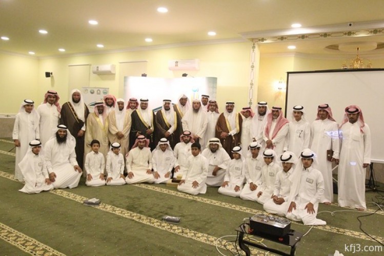 بالصور مسجد سعد بن معاذ بالخفجي يختتم حملة جاري أهم صحيفة أبعاد الإخبارية