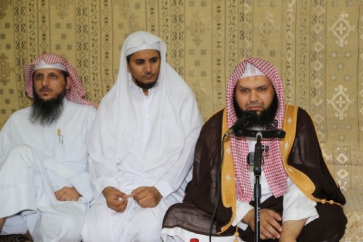 اثنينية القرشي تستضيف الدولة مدير أوقاف الخفجي في لقاء مع الشباب صحيفة أبعاد الإخبارية