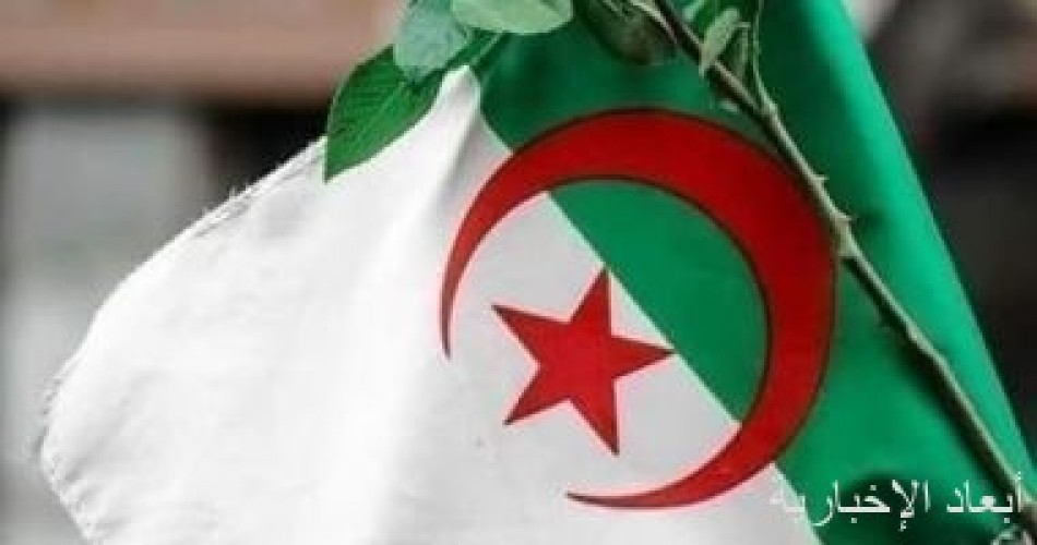 الجزائر يطالب فرنسا بالاعتراف بجرائمها في فترة الاستعمار