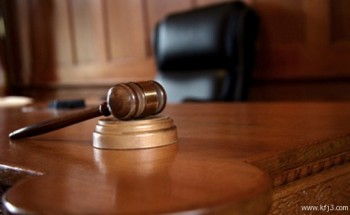 قاضي “صعقة الكورنيش” يطالب المحامي بالكشف عن عقده مع ذوي المتوفى