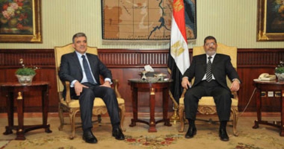 انتهاء القمة الثلاثية بين مرسى وجول ونجاد