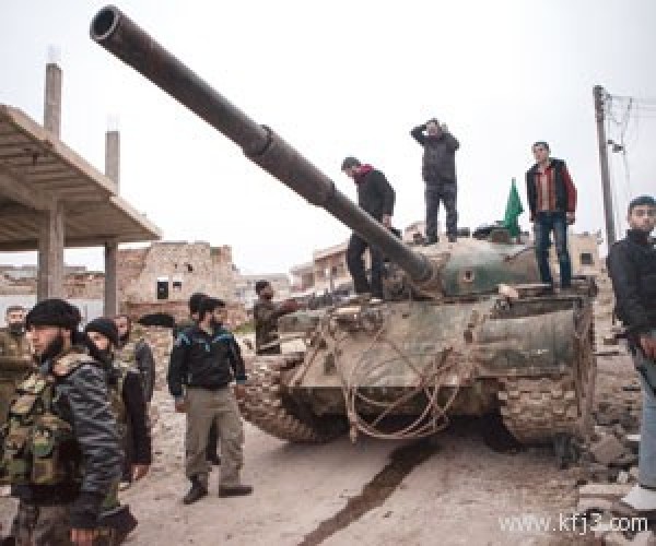 “الثوار” يسيطرون على سد “الفرات” ويحصدون 14 عنصرا من مخابرات الأسد