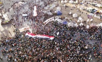 مصر.. “مرسي” يتحصن في “القبة”