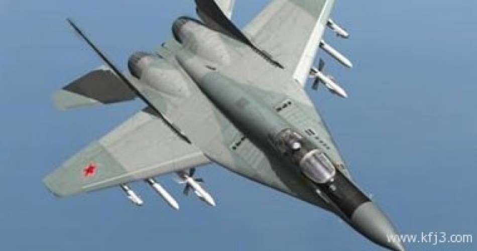 مسئول: إيران القطب الخامس فى العالم لتصميم مقاتلات لا يرصدها الرادار