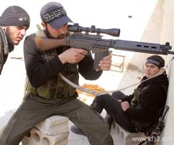 معارك حمص.. مصرع 12 من عناصر “حزب الله”