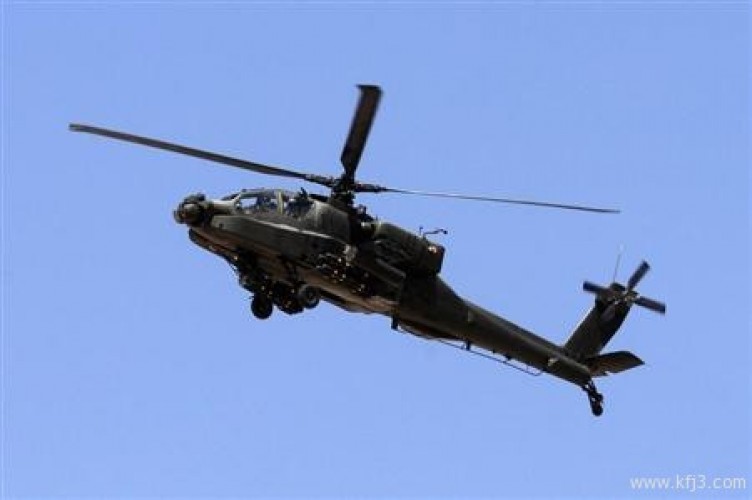 الجيش المصري يهاجم متشددين في سيناء وسقوط 30 بين قتيل وجريح