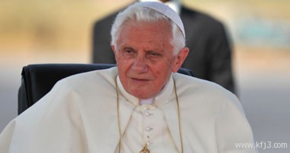 عالم لاهوتى يصف البابا بنديكت السادس عشر بأنه “بابا محبط”