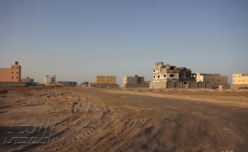 100 فيلا سكنية بلا خدمات بلدية في حي الشاطئ بالخفجي