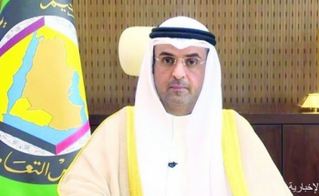 الأمينُ العامُّ لمجلسِ التعاونِ يشيدُ بإعلان المملكة عن حزمة من المشاريع التنموية باليمن