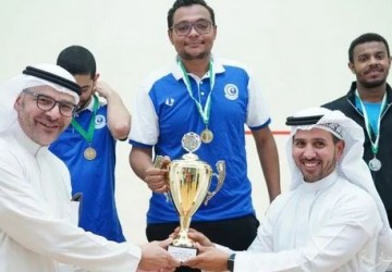 عبدالعزيز أبو رقة يفوز بلقب بطولة الإسكواش المفتوحة