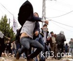 أهل “الأنبار” يصعدون احتجاجاتهم ضد “المالكي”