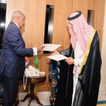 ترجيح نقل “مرسي” إلى “طرة”.. و”الغزالي” يطالب بمحاكمته “علنيا”