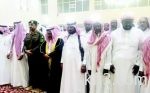 محافظ رجال ألمع ينقل تعازي القيادة لذوي الشهيد العسيري