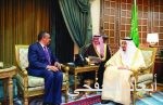 خادم الحرمين يصل إلى جدة