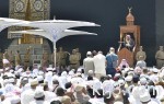 مركز الملك سلمان يوزع ٢٧ طنا من التمور في مديرية عتق اليمنية