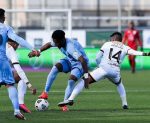 النصر وضمك يتعادلان بهدفين لكل منهما في الجولة العاشرة من دوري كأس الأمير محمد بن سلمان للمحترفين
