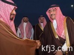 الرئيس السوداني يصل جدة لأداء مناسك العمرة