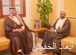 خالد بن سلمان يلتقي وزيـر المكتب السلطاني بسلطنة عمان