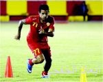 وليد عبدالله يفاضل بين عرضي الشباب والنصر
