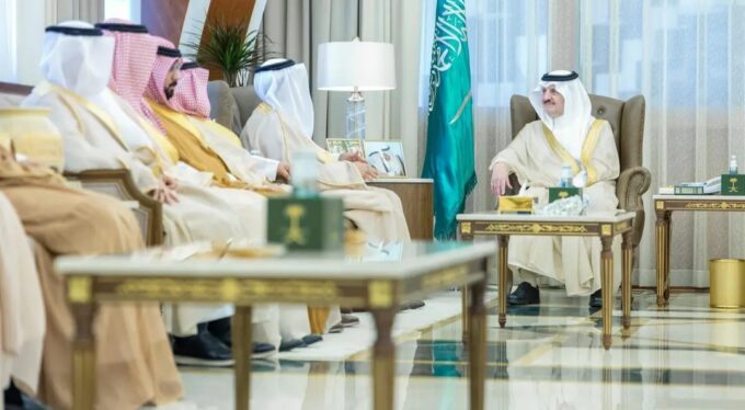 أمير المنطقة الشرقية يدشّن النسخة الثالثة من جائزة “المصنع المثالي”