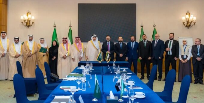أربع اتفاقيات تعزز مسارات التعاون السعودي السوري في النقل والخدمات اللوجستية