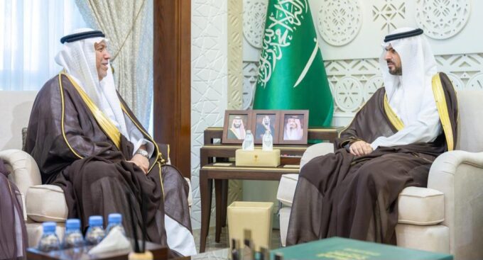 نائب أمير الشرقية يطّلع على خطة جامعة الملك فيصل للعام الجامعي 1448هـ