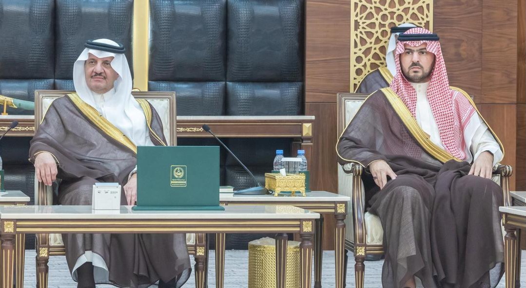 أمير الشرقية يطّلع على جهود فرع وزارة البيئة والمياه بالمنطقة