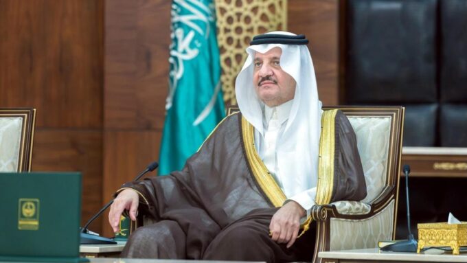 أمير الشرقية يطّلع على جهود فرع وزارة الرياضة بالمنطقة