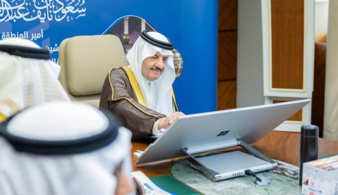 أمير المنطقة الشرقية يدشّن النسخة الثانية من مبادرة “خدمتكم فخر واعتزاز” لخدمة ضيوف الرحمن