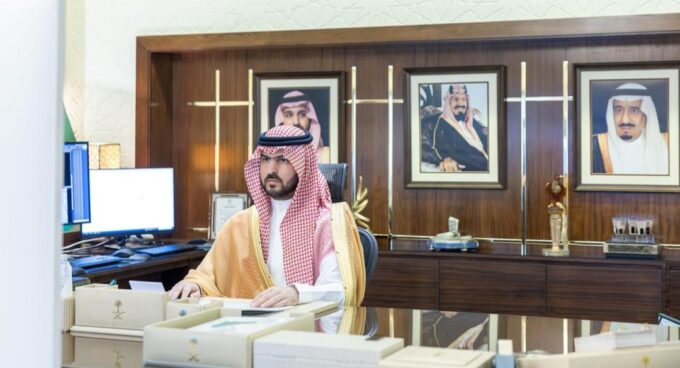 نائب أمير الشرقية يرأس اجتماع اللجنة التنفيذية لهيئة تطوير المنطقة الشرقية